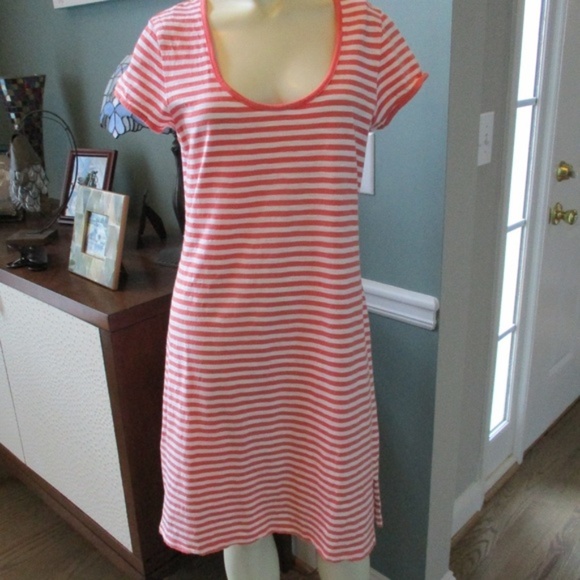 Tommy Bahama Dresses & Skirts - Tommy Bahama Relax Peach Stripe Dress Swim Cover M